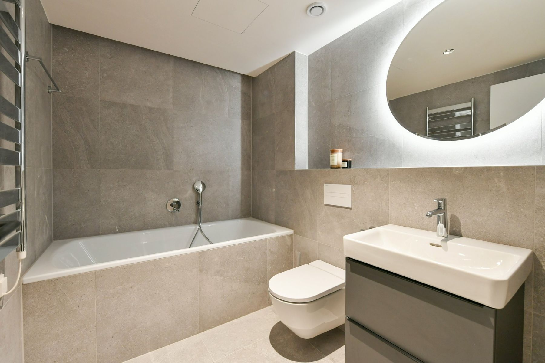 Byt 2+kk · 71 m² · U Lihovaru, Praha - Smíchov - 4