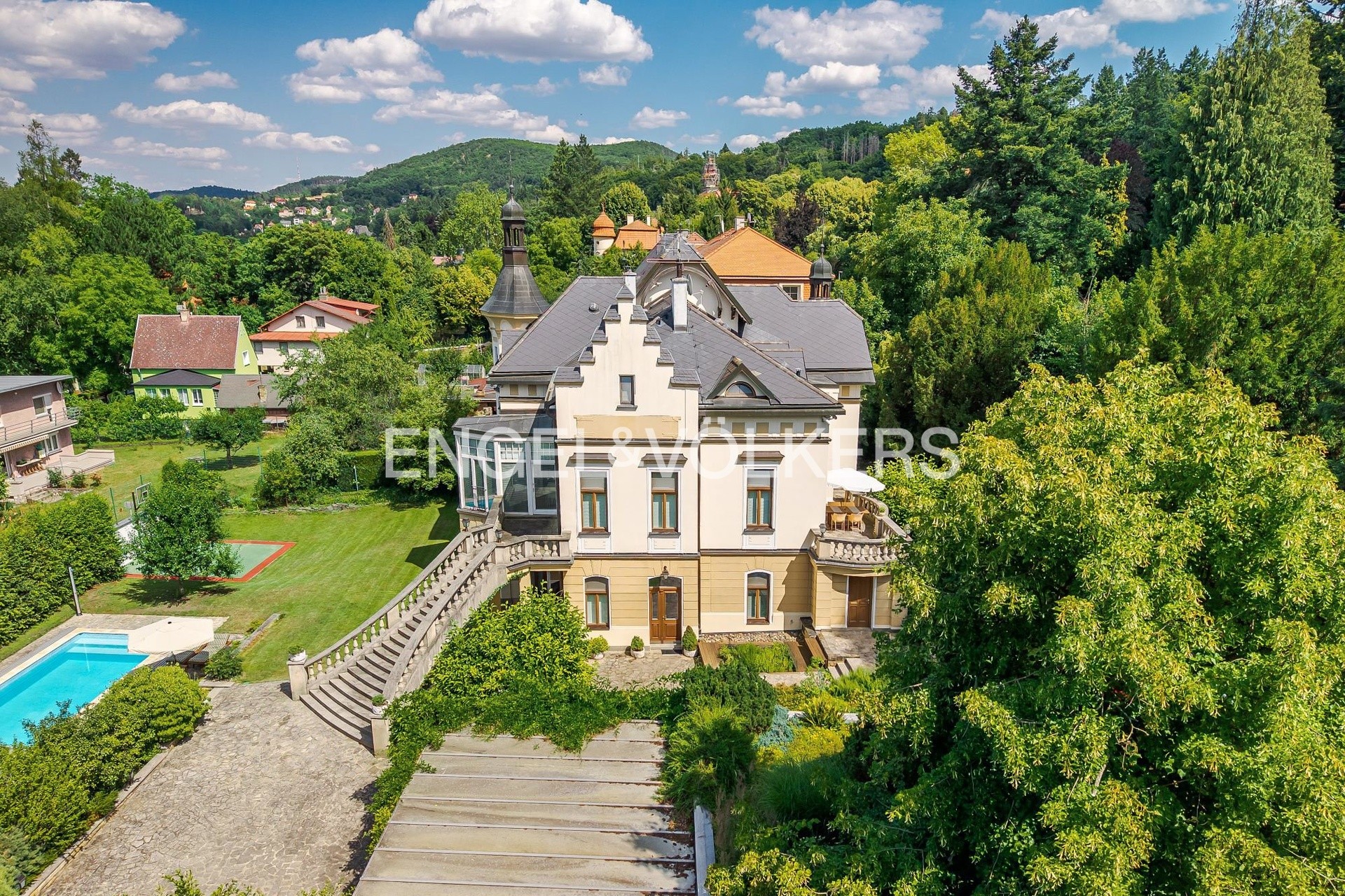 Prodej vila - Krajníkova 142, Dobřichovice, 581 m² - 5