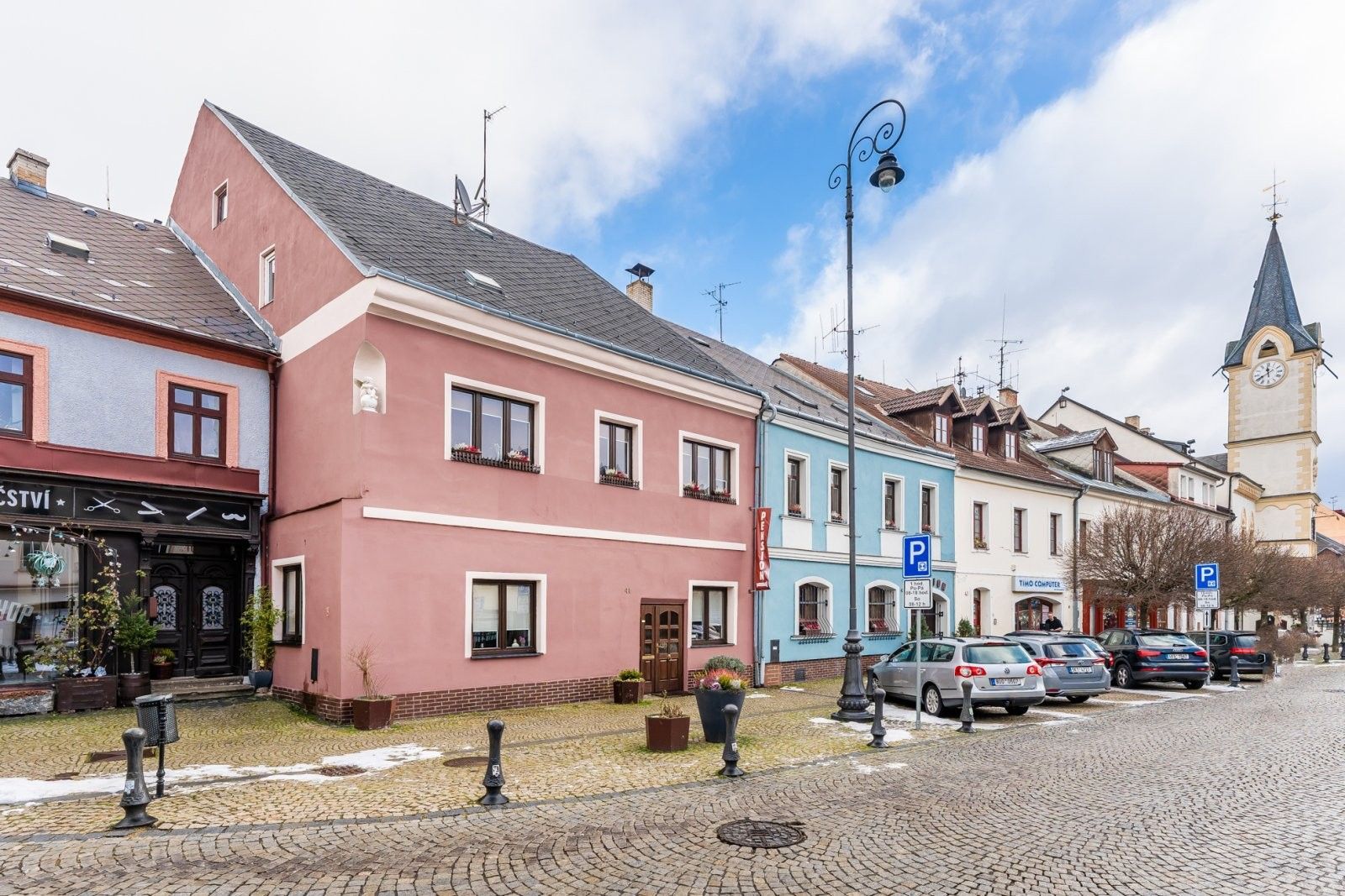 Prodej ubytovací zařízení - Staré nám., Ostrov, 765 m²