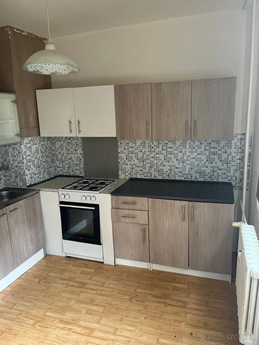 Byty, Chomutov, 430 01