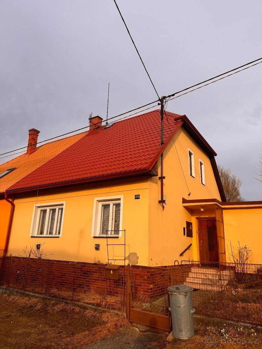 Rodinné domy, Branky, 756 45