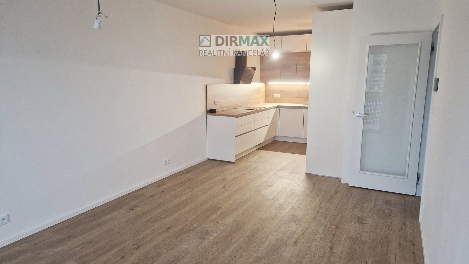 Pronájem byt 2+kk - Hábova, Praha, 61 m²