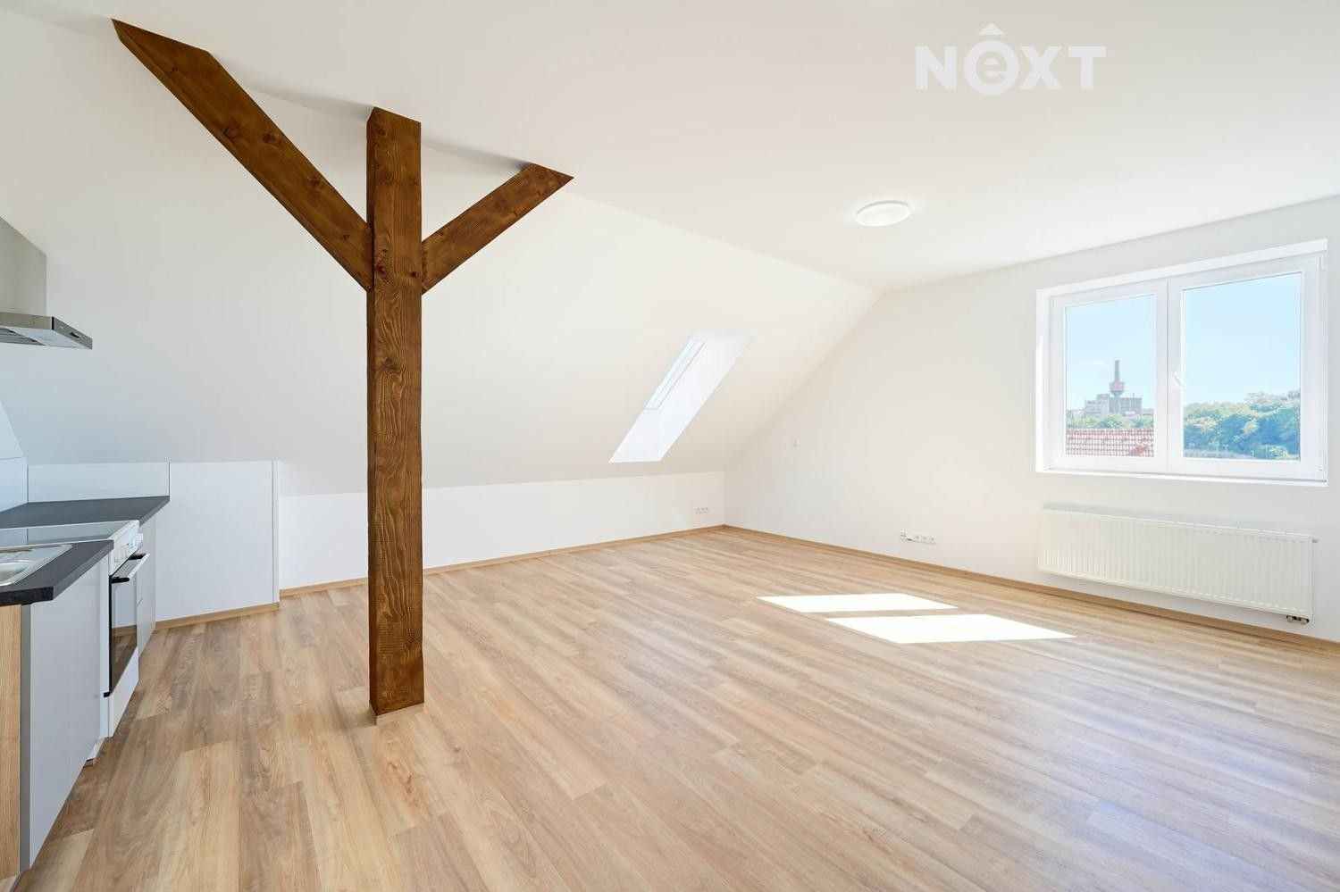 2+kk, Vinařického, Slaný, 58 m²