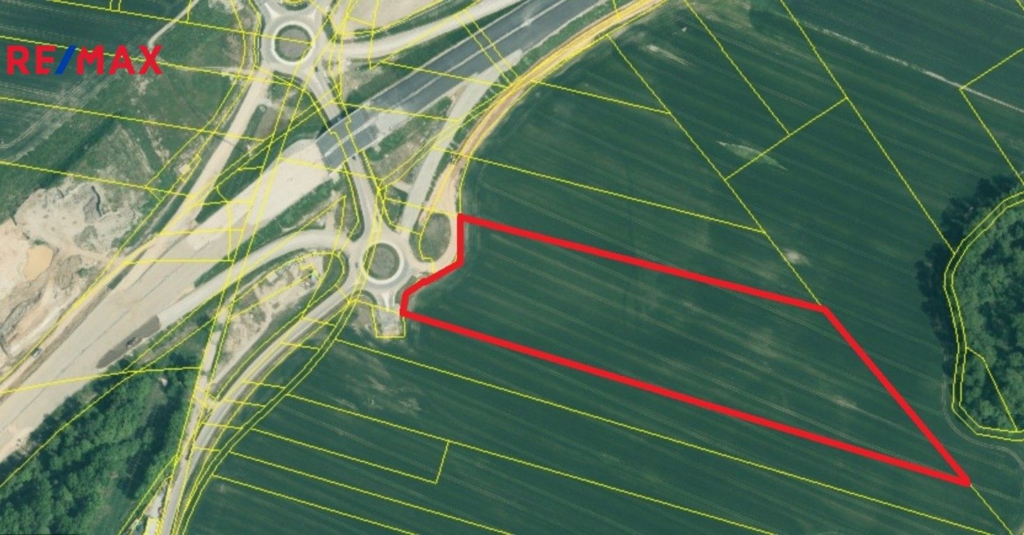 Komerční pozemky, Roudné, 37 m²