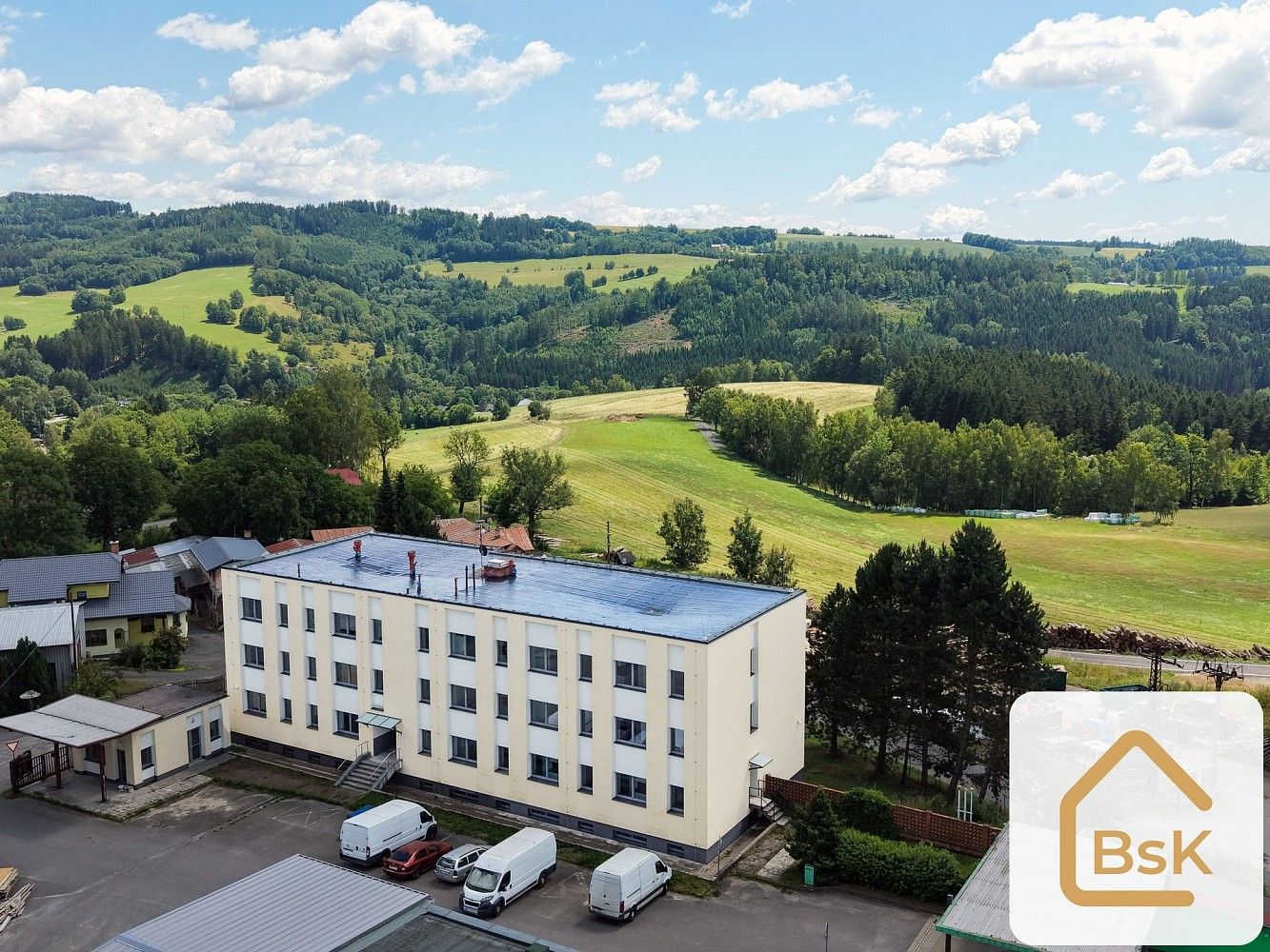 Ubytovací zařízení, Zlatá Olešnice, okres Jablonec nad Nisou, Liberecký kraj, 1 880 m² - 2
