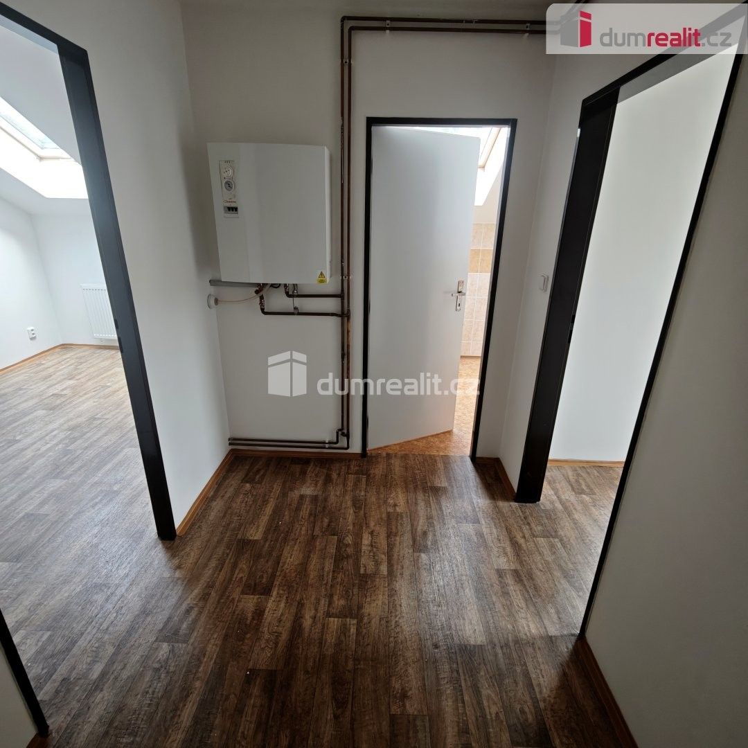 Byt 1+1 · 33 m² · Družstevní, Děčín - 4