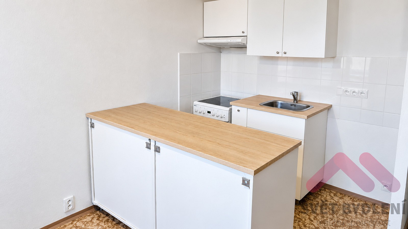 Pronájem byt 1+1 - Na Výsluní, Neratovice, okres Mělník, 39 m² - 2