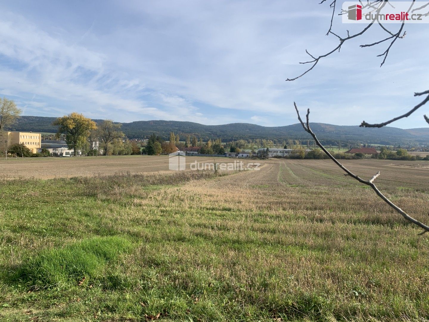 Prodej pozemek pro bydlení - Všeradice, 1 137 m²