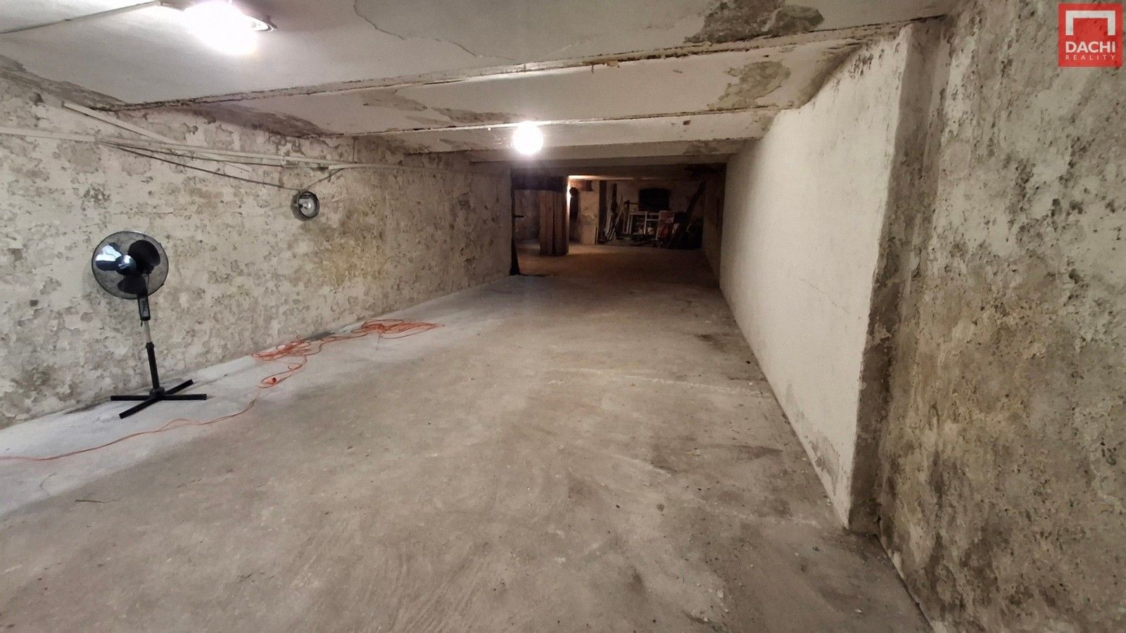 Sklady, 28. října, Olomouc, 100 m² - 1