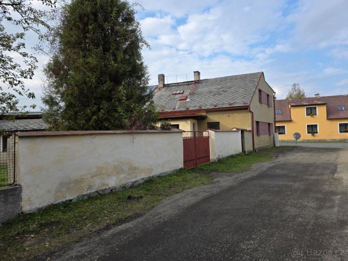 Prodej rodinný dům - Kolinec, 341 42 - 1