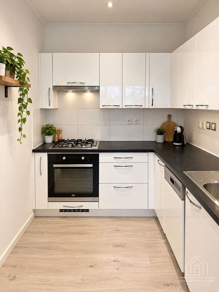 2+kk, Praha - Podolí, okres Praha 4, Hlavní město Praha, 47 m² - 2