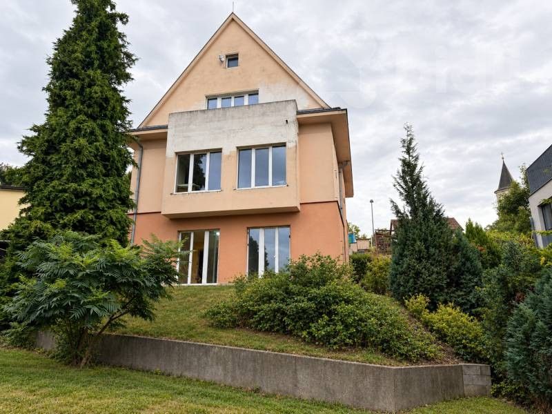Rodinný dům · 260 m² · V domcích 459, Praha Liboc - 4