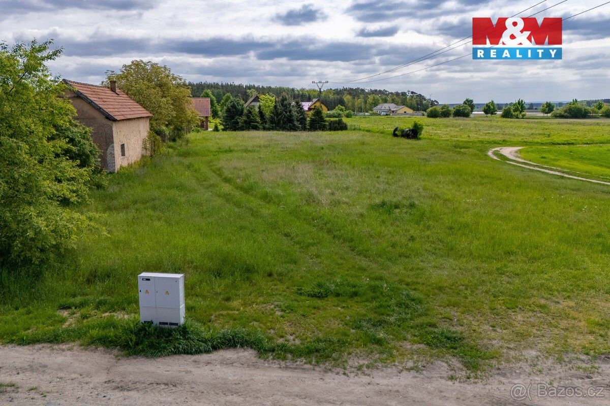 Prodej pozemek pro bydlení - Borek, 277 14