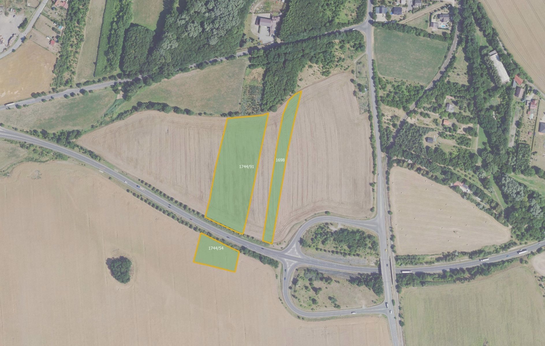 Zemědělské pozemky, Velvary