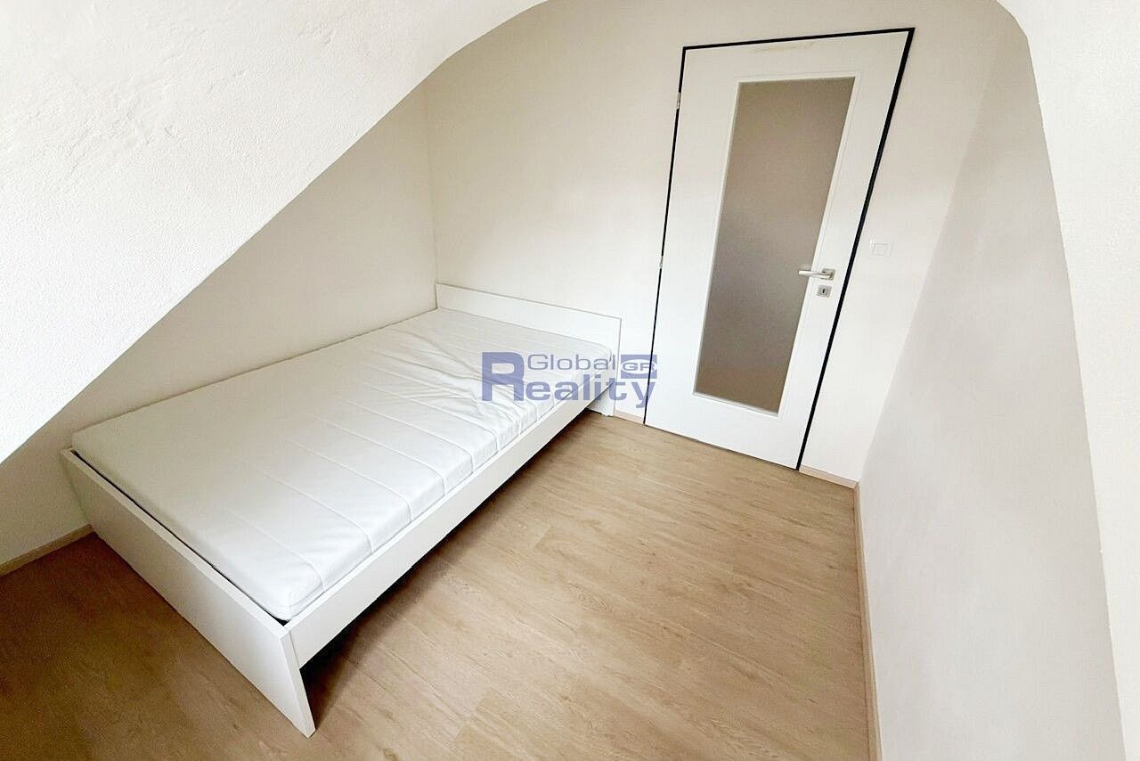 Pronájem byt 2+kk - Pardubice - Bílé Předměstí, Pardubický kraj, 40 m² - 5