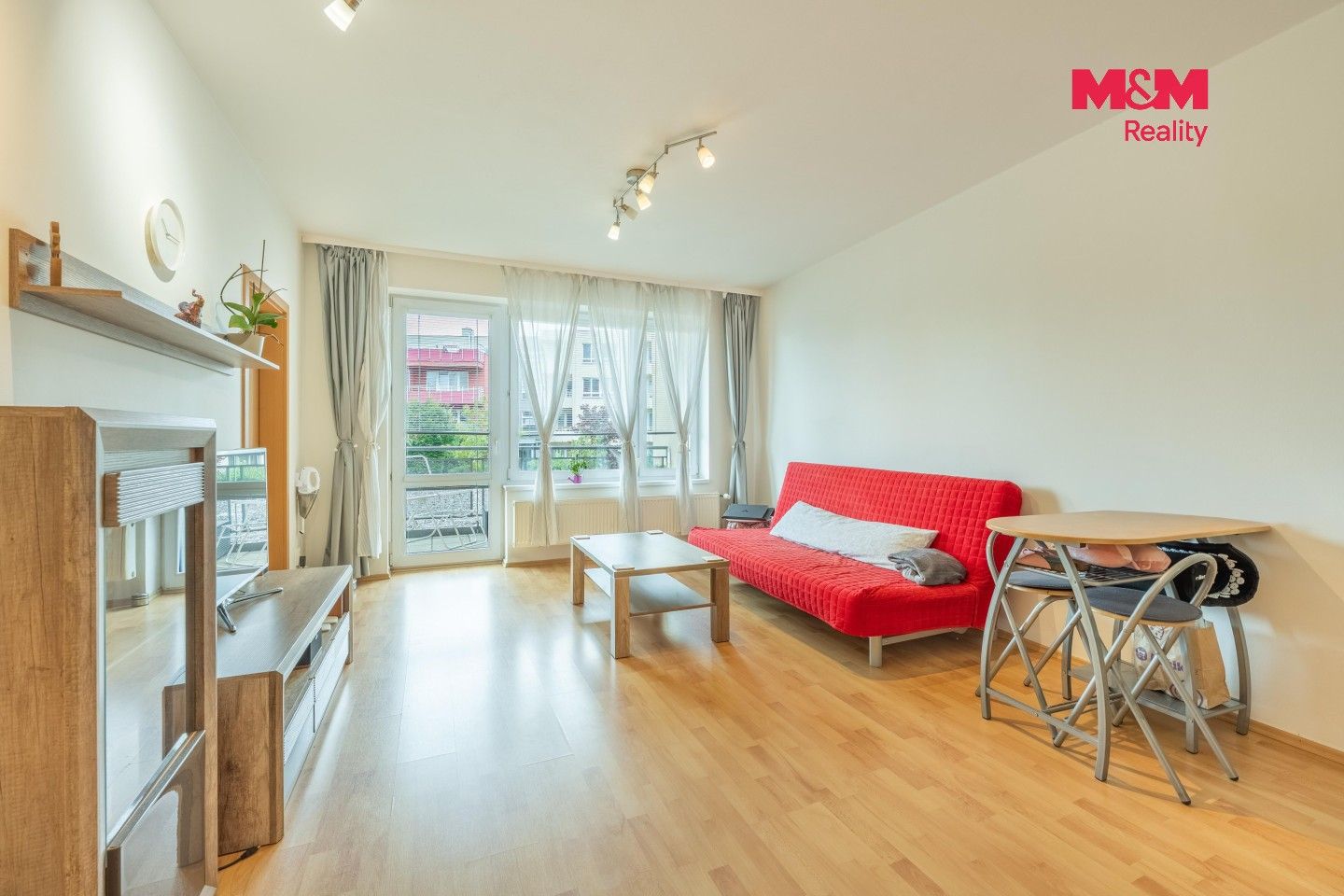 2+kk, Švejcarovo náměstí, Praha, 54 m² - 1