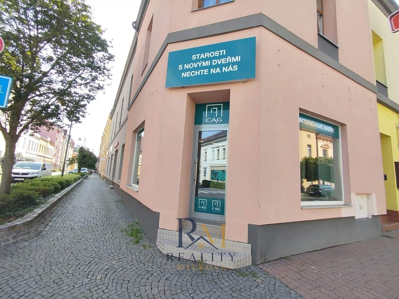Pronájem obchodní prostory - Pardubice - Zelené Předměstí, Pardubický kraj, 51 m² - 1