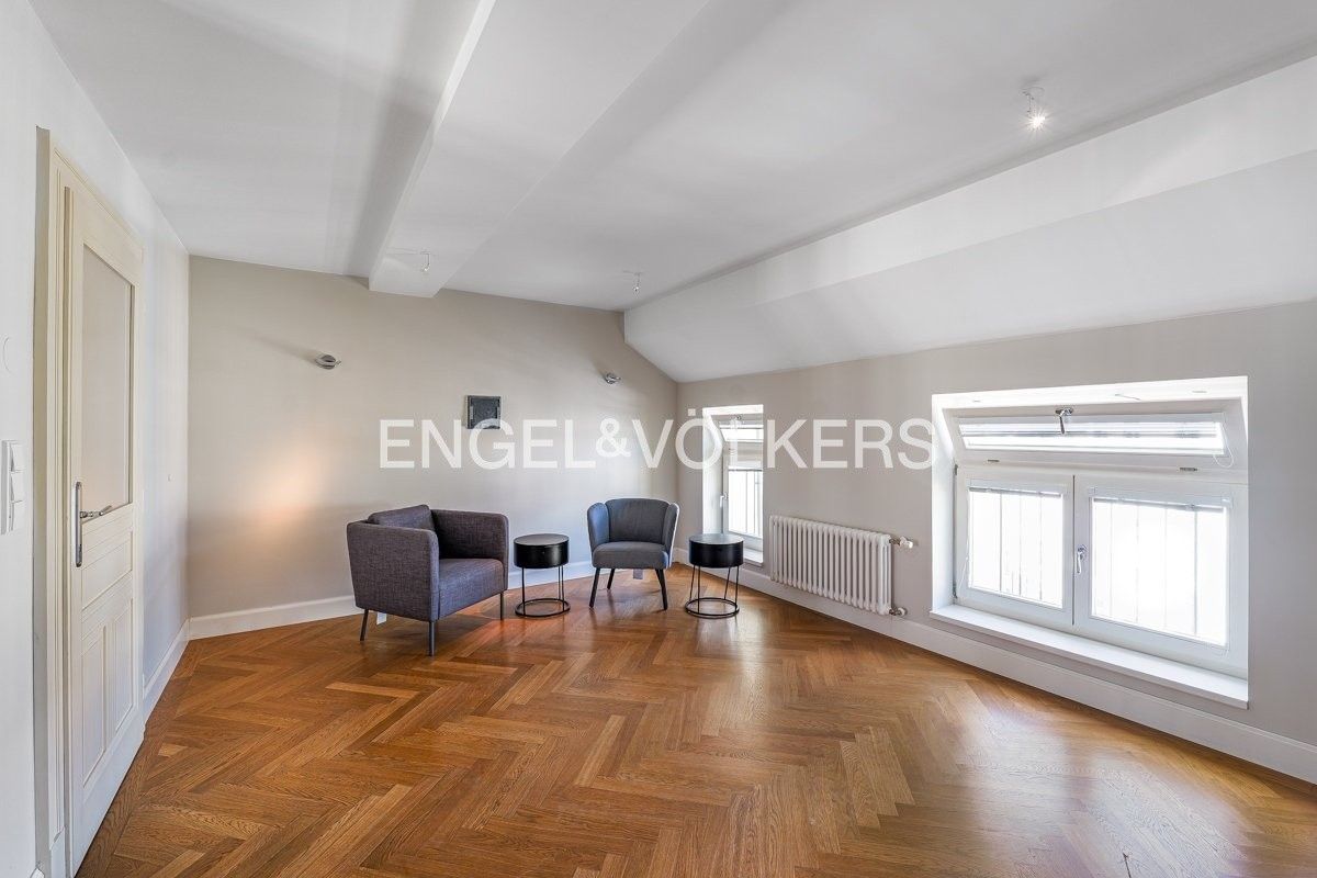 Pronájem byt 4+kk - Vězeňská 116, Praha Staré Město, 155 m² - 5