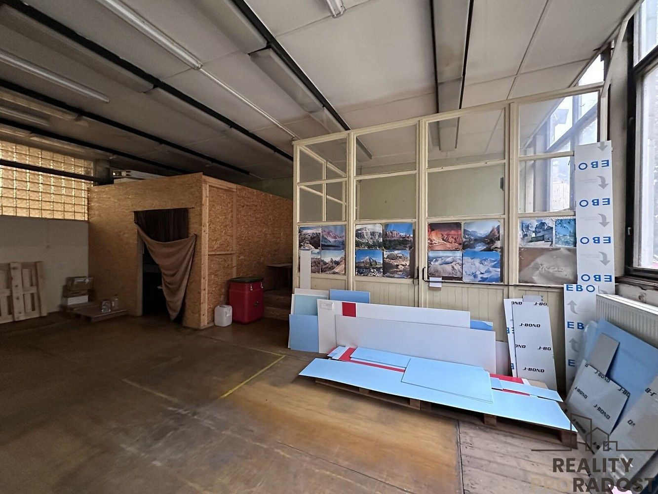 Výrobní prostory, 138 m²