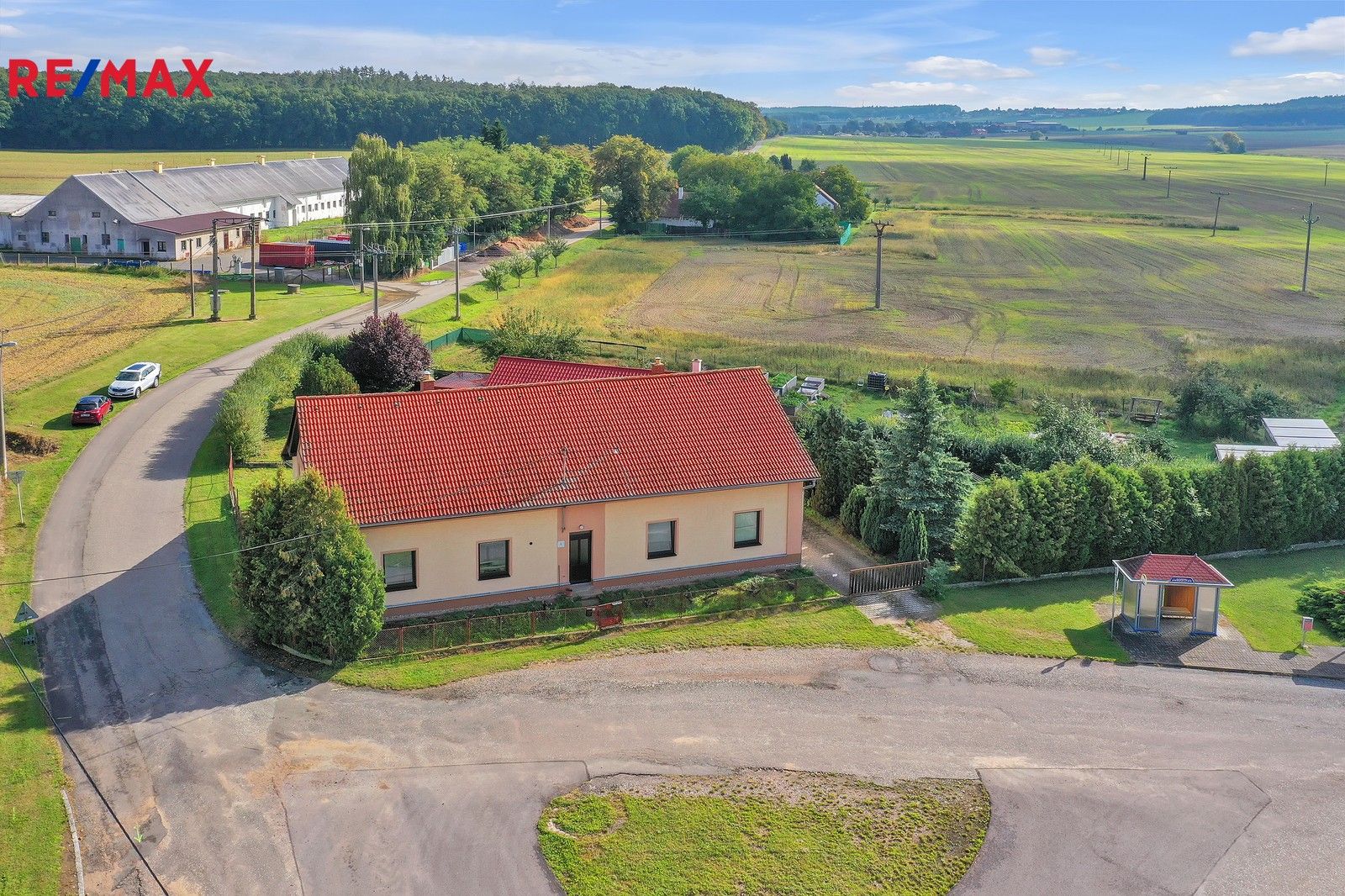 Rodinné domy, Radostov, 187 m²