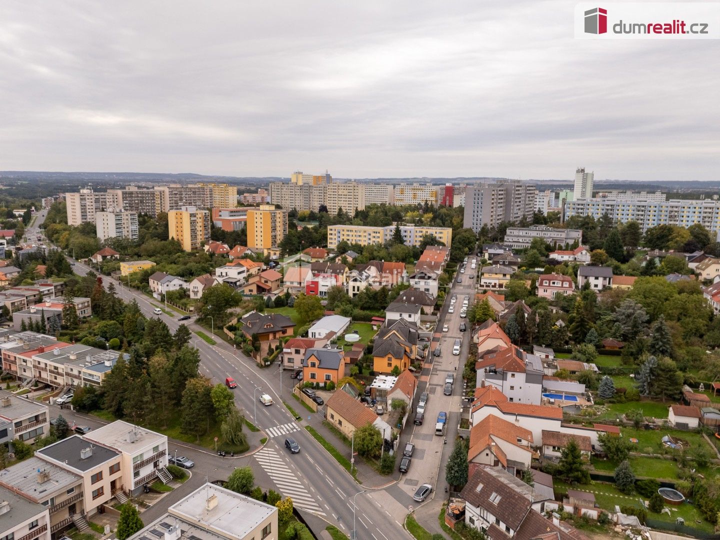 Prodej komerční pozemek - Mirošovská, Praha, 665 m²