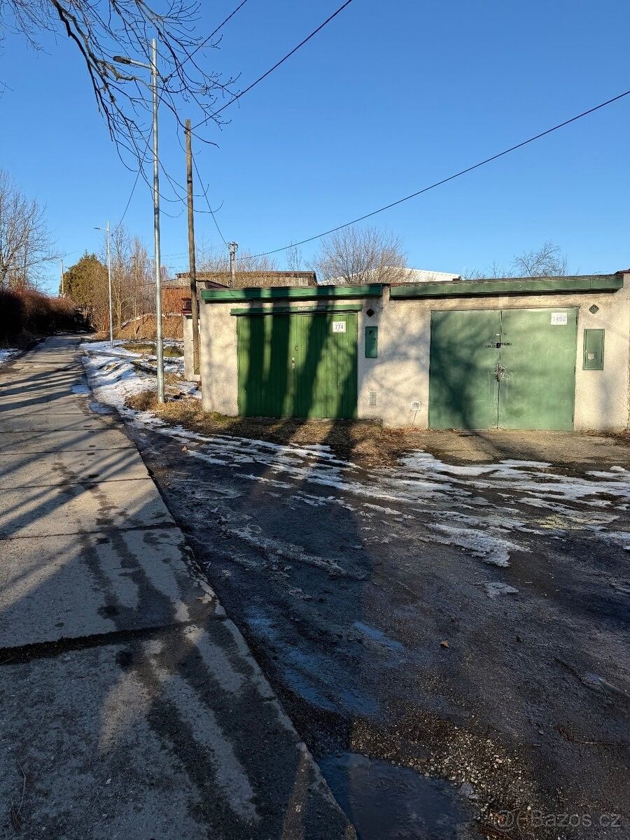 Prodej garáž - Karviná, 734 01