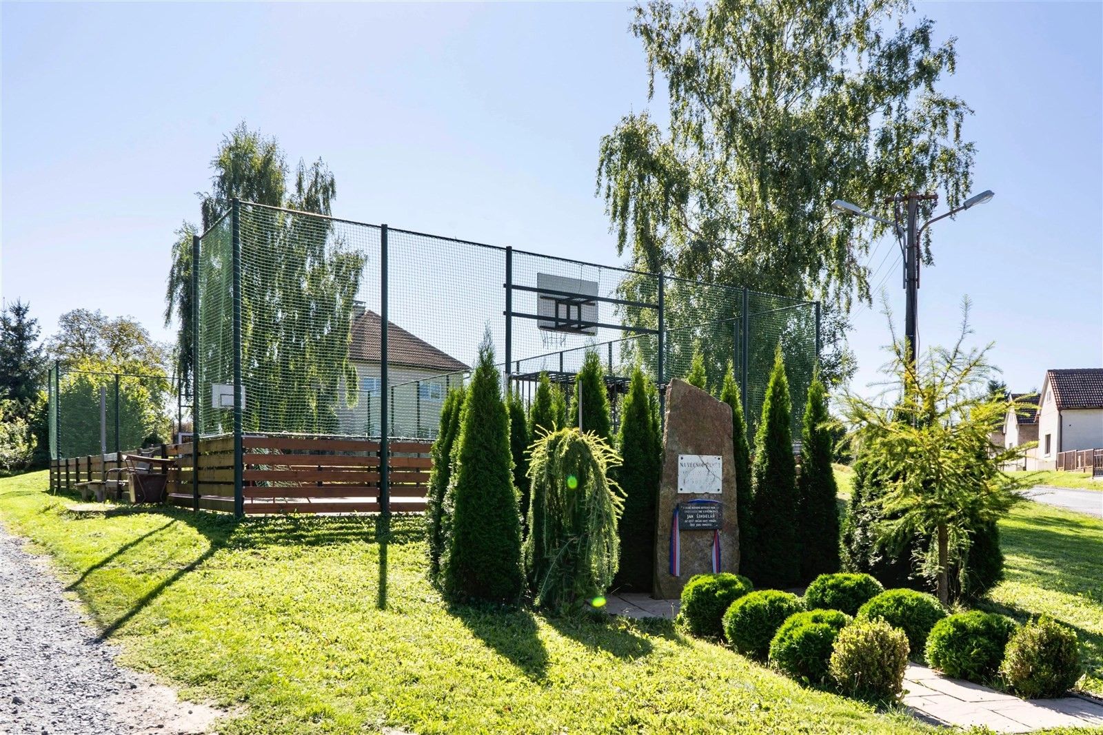 Prodej pozemek pro bydlení - Týnec nad Labem, 887 m²