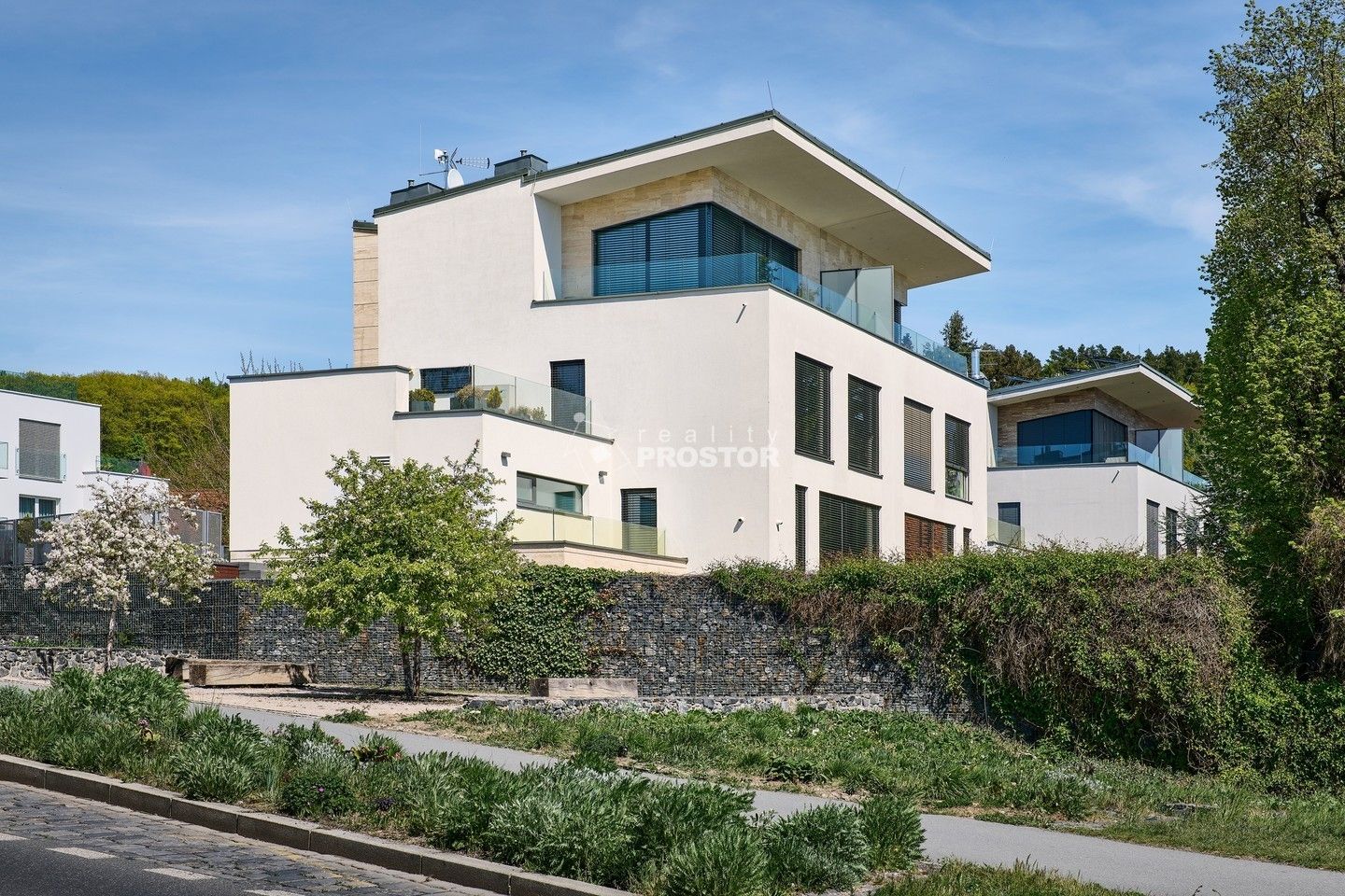 Rodinné domy, Pod Salabkou 867, Praha Troja, 433 m² - 1