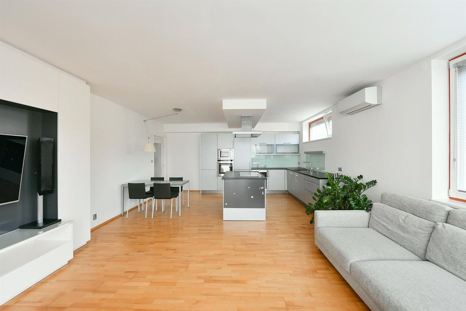 Byt 3+kk · 90 m² · Praha - Žižkov, okres Praha 3, Hlavní město Praha - 4