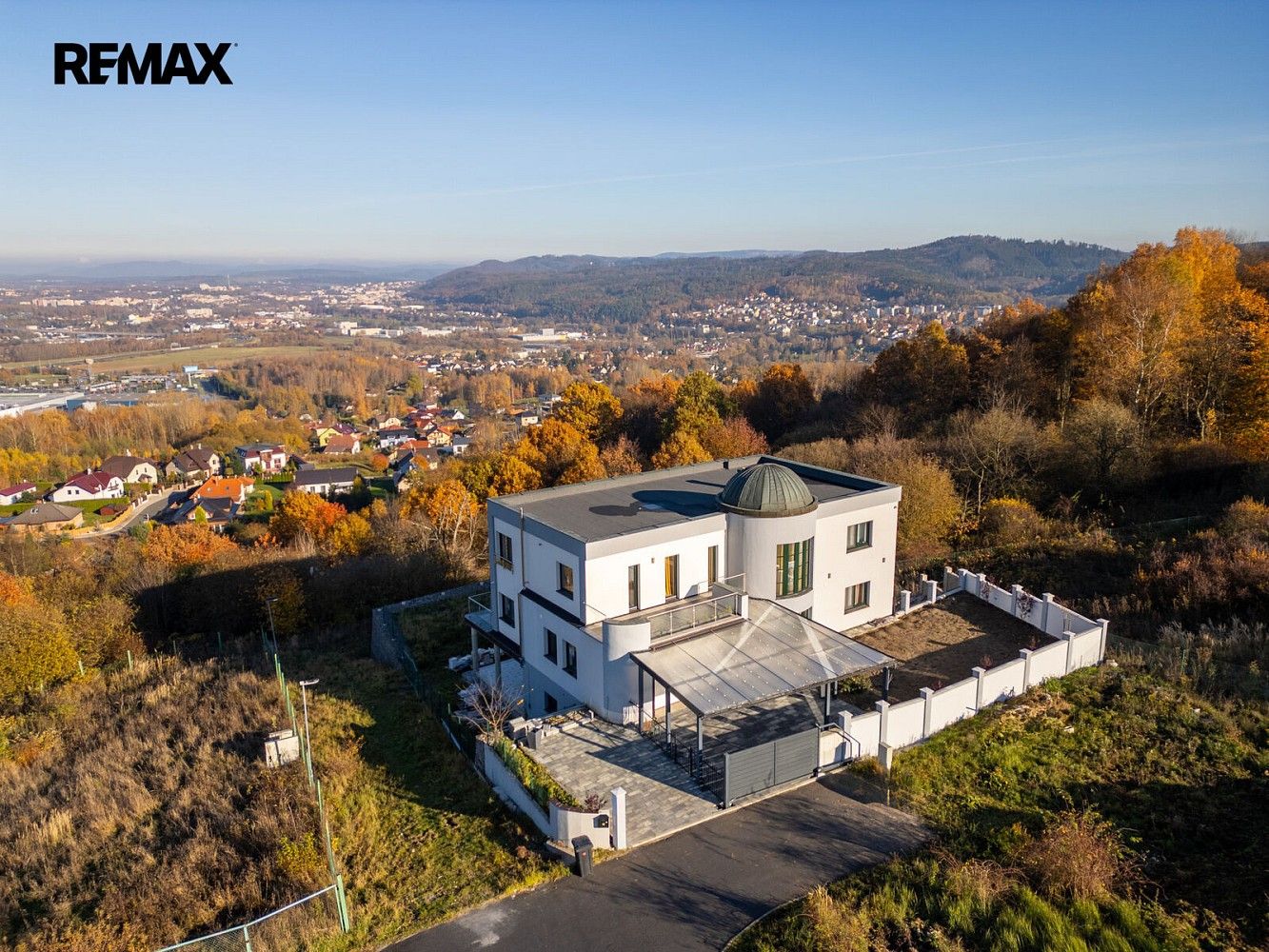 Rodinné domy, Jenišov, okres Karlovy Vary, Karlovarský kraj, 483 m² - 2