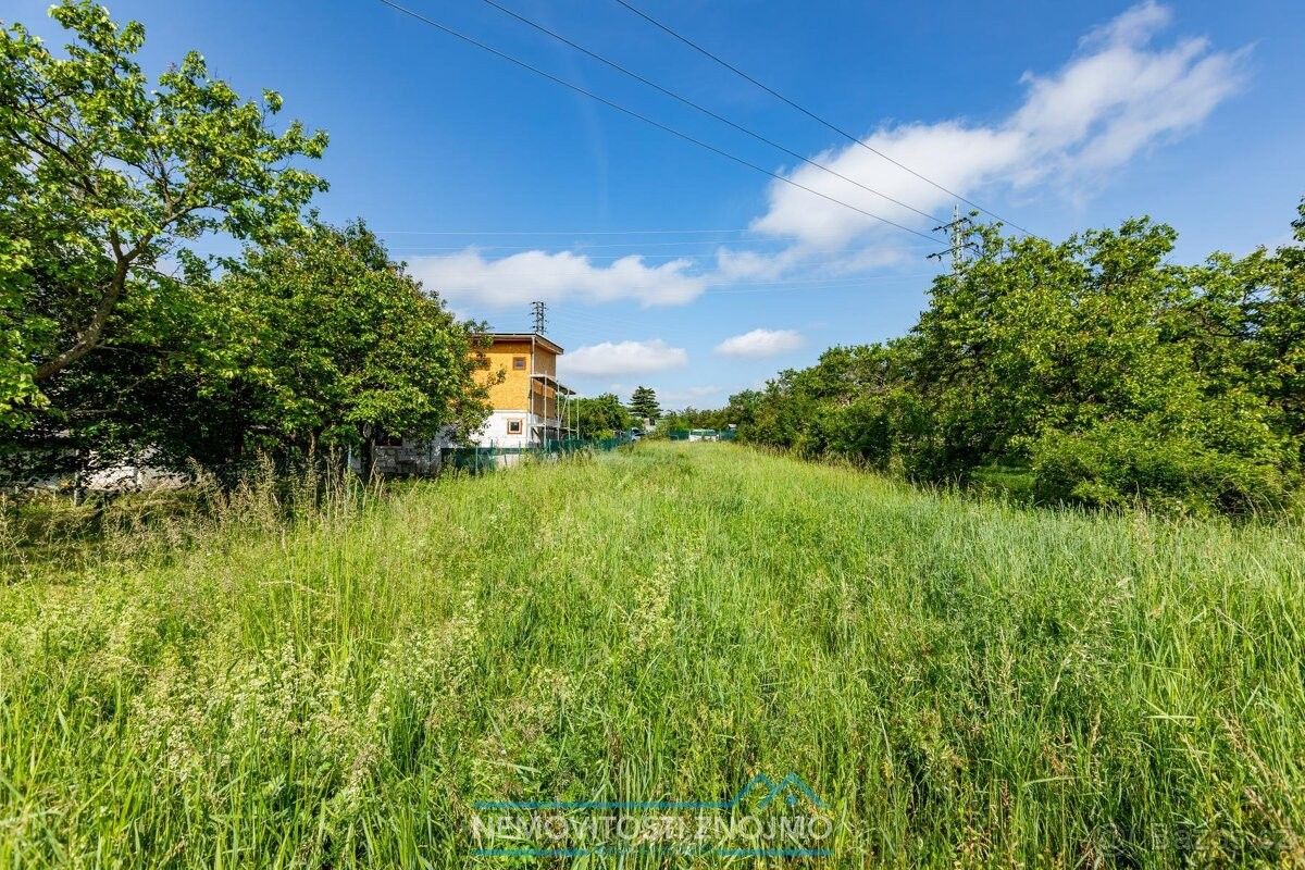 Prodej pozemek pro bydlení - Dobšice, 671 82