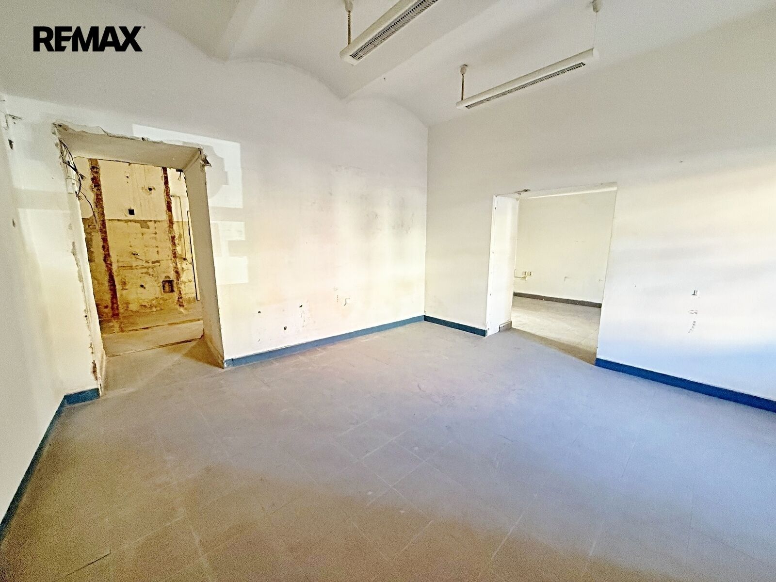 Pronájem obchodní prostory - Resselovo náměstí 112, Chrudim I, 72 m² - 5