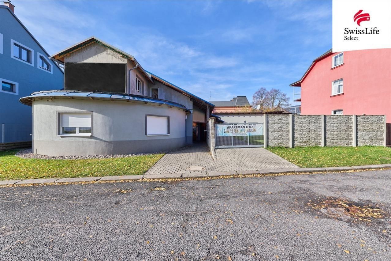 Rodinné domy, Úpská, Svoboda nad Úpou, 703 m²