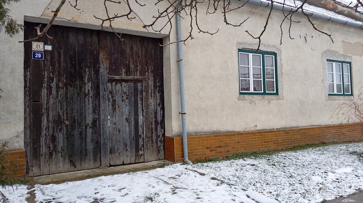 Rodinné domy, Blížkovice, 671 55