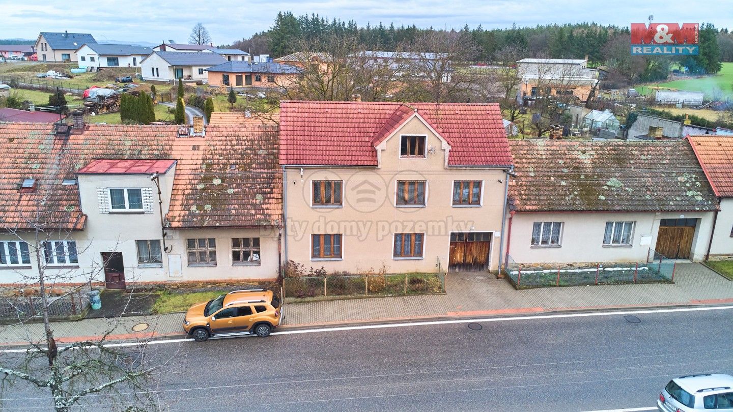 Prodej rodinný dům - Bechyňská, Bernartice, 890 m²