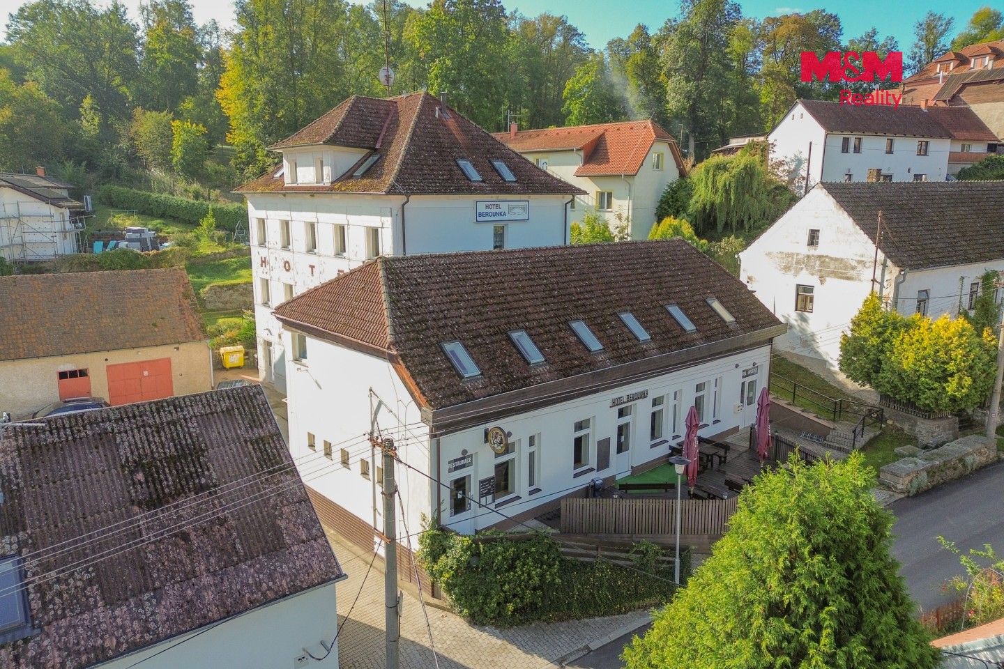 Ubytovací zařízení · 879 m² · Liblín - 3