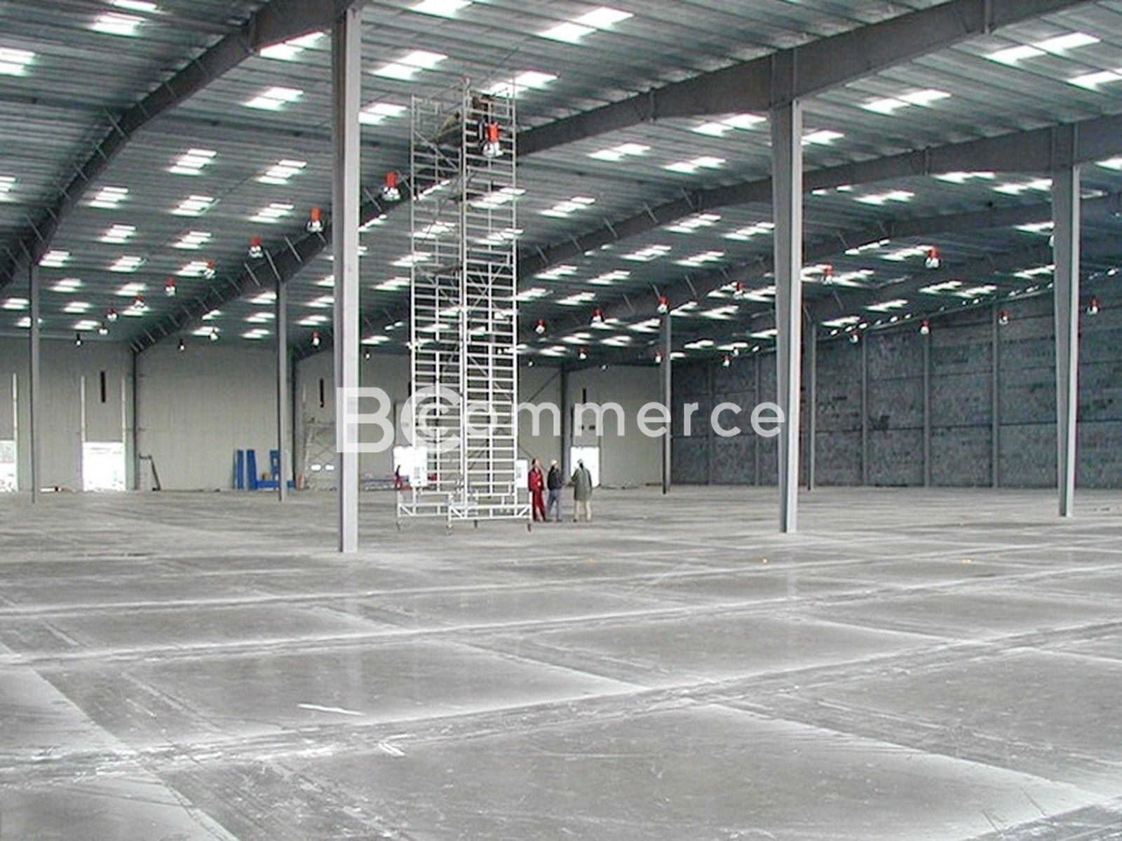 Sklady, Slatina, Brno, 2 304 m²