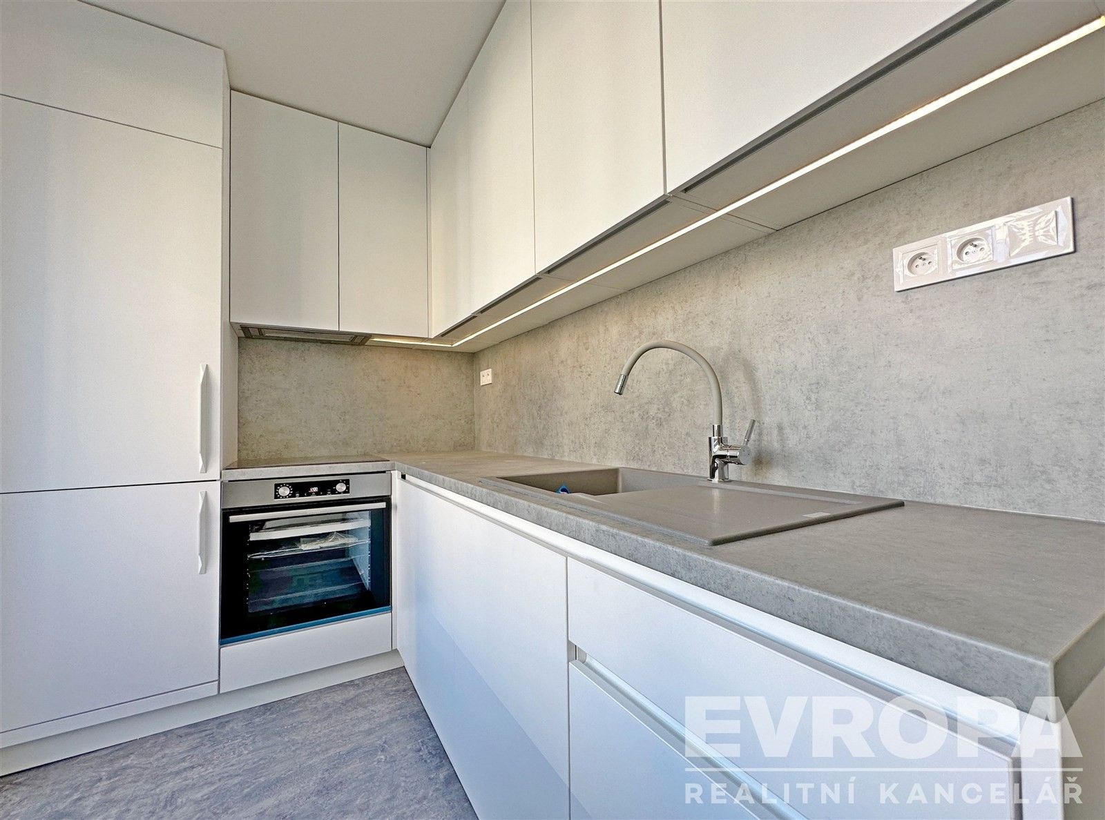 3+1, Na Orátě 421, Hlubočky, 75 m²