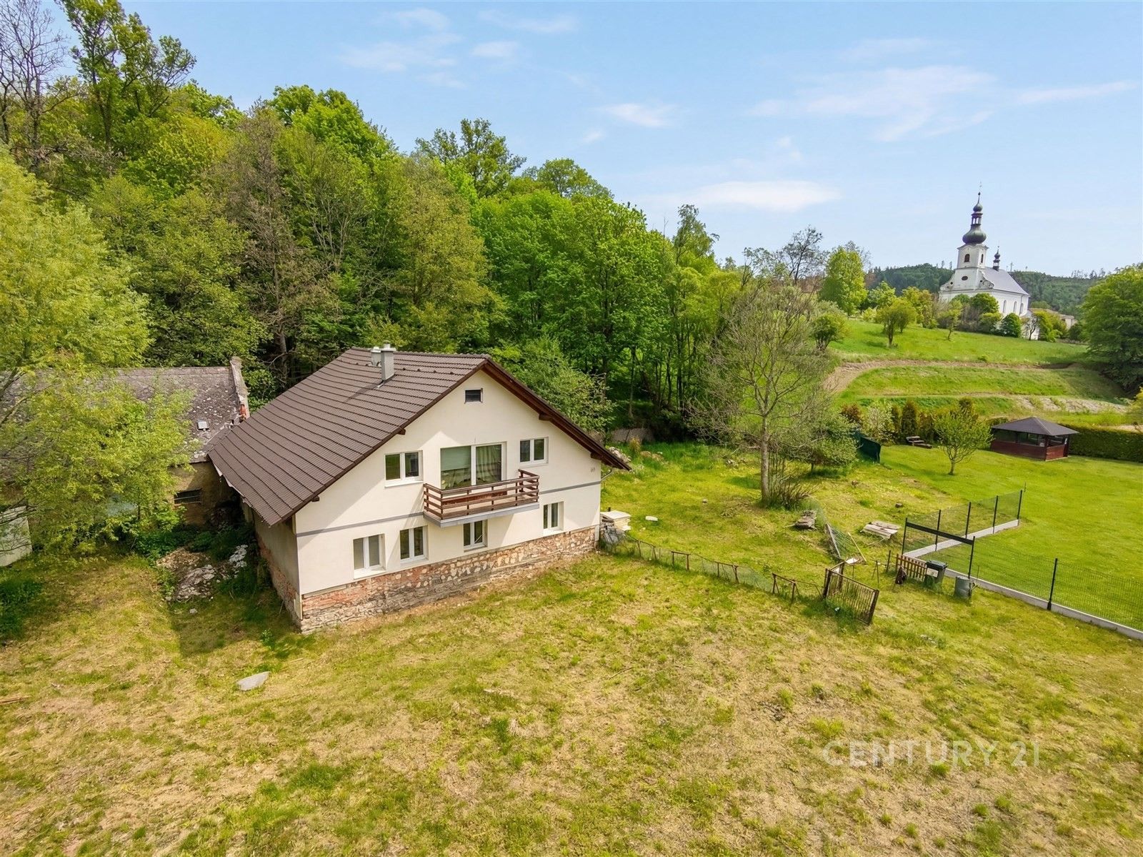 Rodinný dům · 420 m² · Karlovice - 4