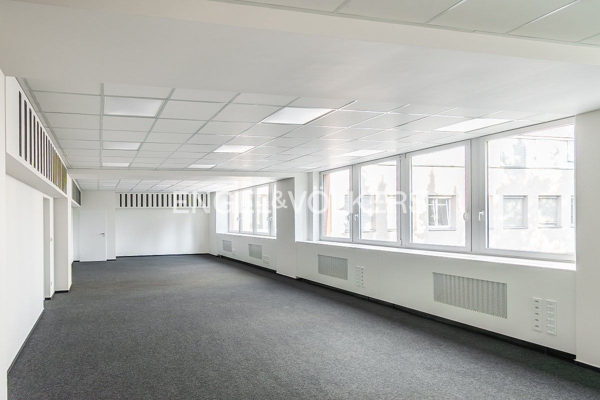 Kancelář · 89 m² · Tiskařská 257, Praha Malešice - 3