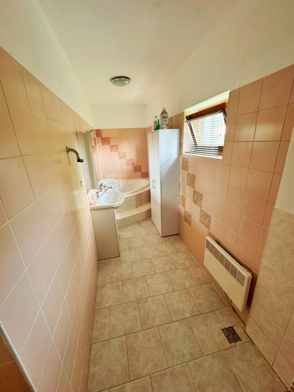 Pronájem byt 3+kk - Průmyslová, Proseč, 90 m²