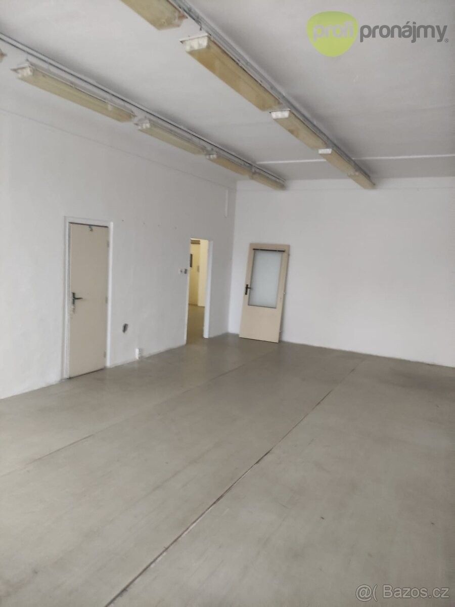 Kancelář · Ostrava, 709 00 - 4