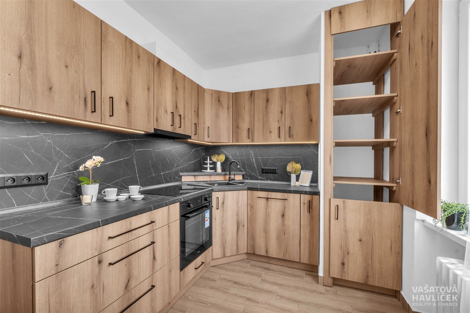 Prodej byt 2+1 - třída SNP, Hradec Králové Slezské Předměstí, 50 m² - 5