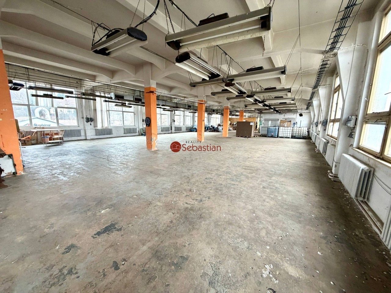 Pronájem kancelář - Křemešnická, Pelhřimov, 1 000 m²