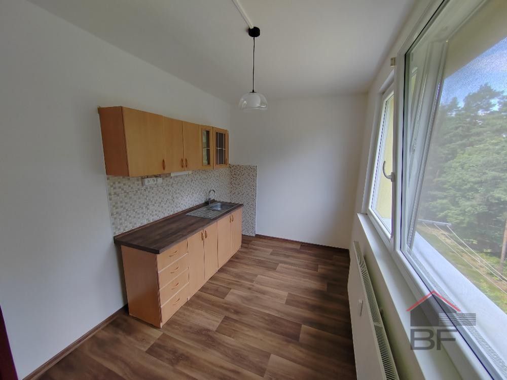 Pronájem byt 2+1 - Máchova, Stráž pod Ralskem, 50 m² - 5
