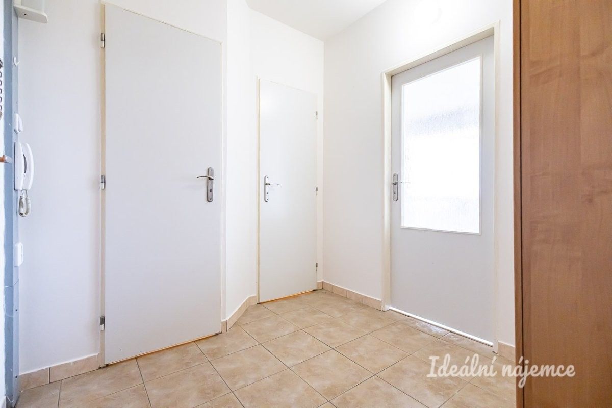 Byt 1+kk · 26 m² · Lešenská, Praha - 4
