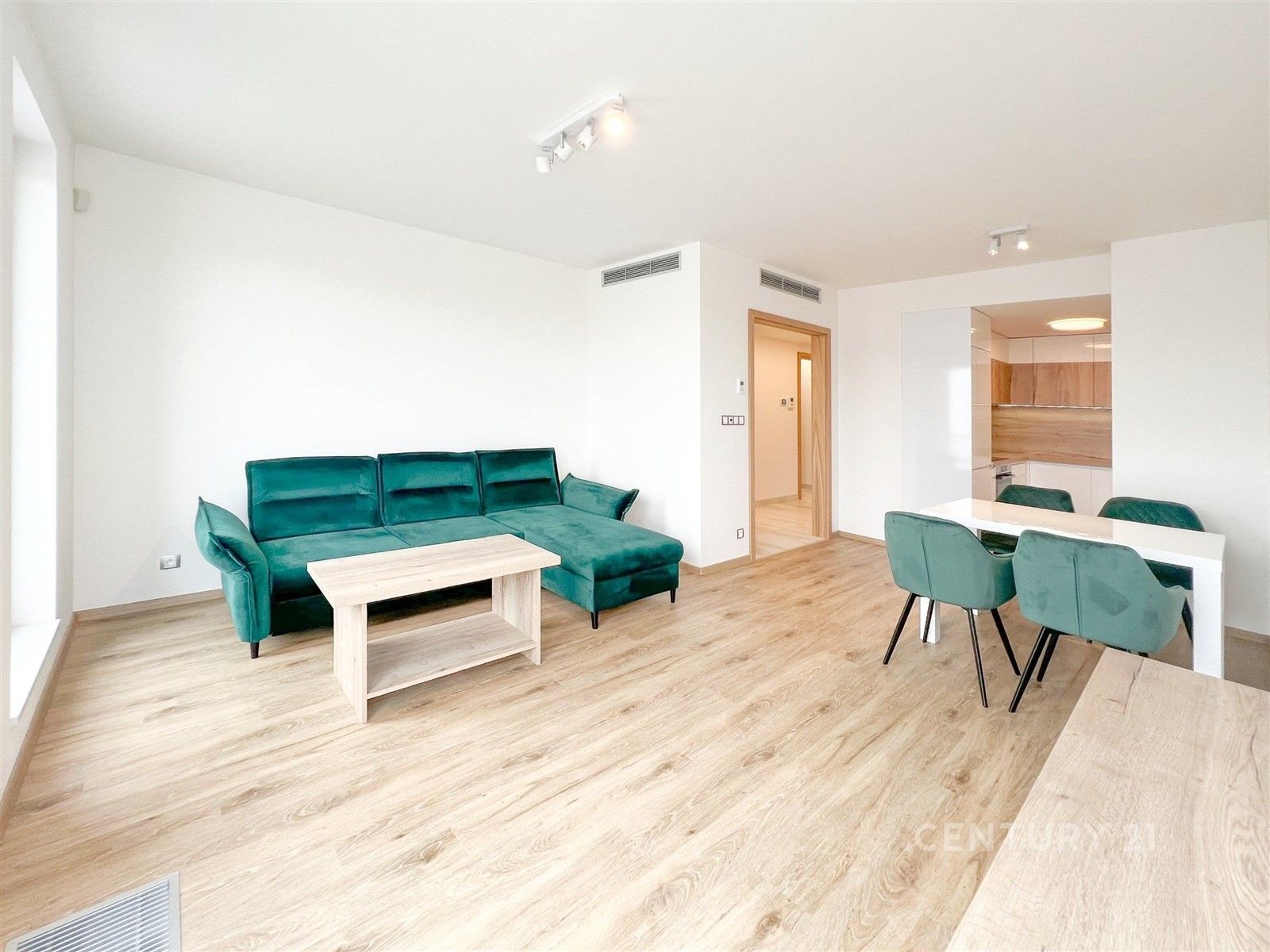 2+kk, Rubešova 161, Praha, 63 m²