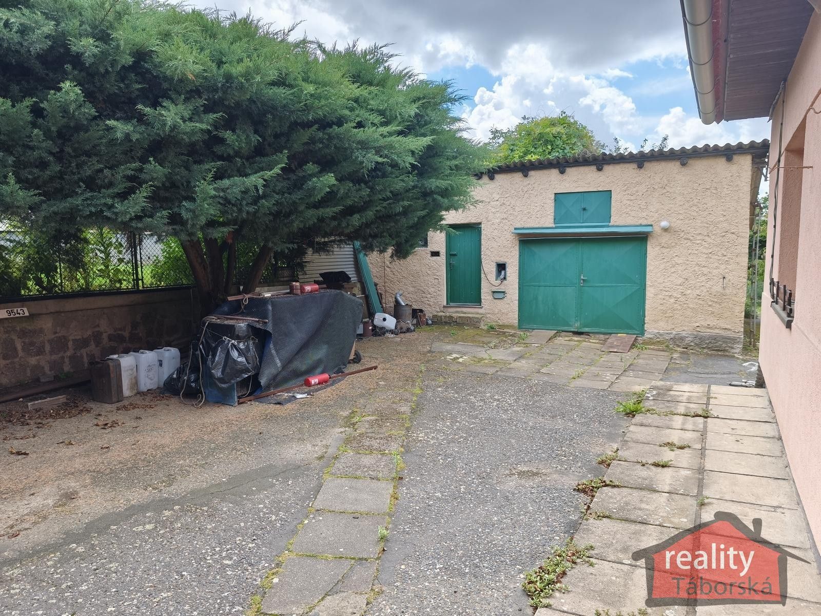 Prodej rodinný dům - Na Obci, Křenice, 100 m²