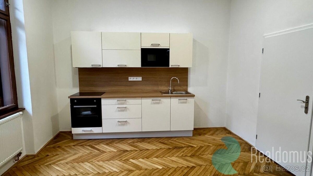 Pronájem byt - České Budějovice, 370 01
