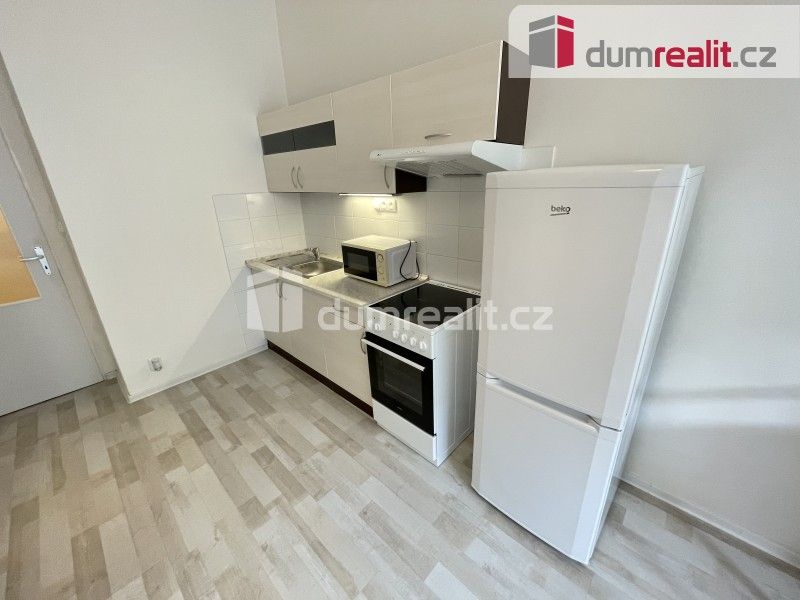 1+kk, Moulíkova, Praha, 30 m² - 1